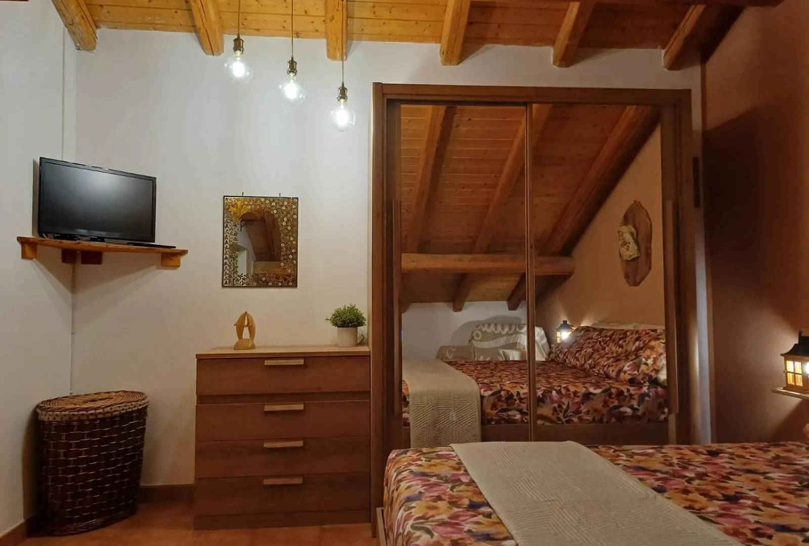 Coco House, Mansarda Vista Mare Apartment Acireale